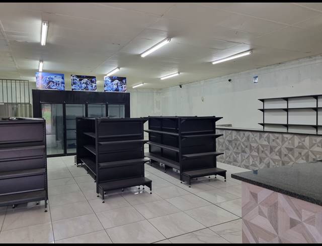 180M² RETAIL TO LET IN WHITE RIVER CENTRAL